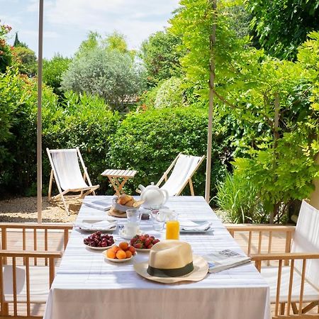 Les Canisses, Magnifique Appartement Avec Terrasse Au Coeur D'Uzès Екстериор снимка