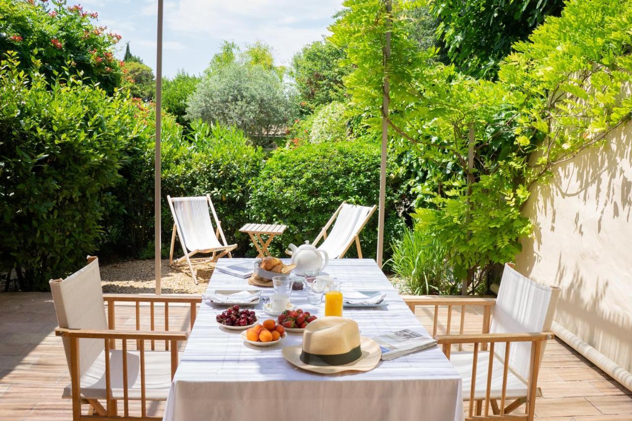 Les Canisses, Magnifique Appartement Avec Terrasse Au Coeur D'Uzès Екстериор снимка